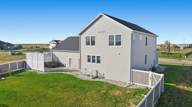 4717 11th Street W, West Fargo, ND 58078