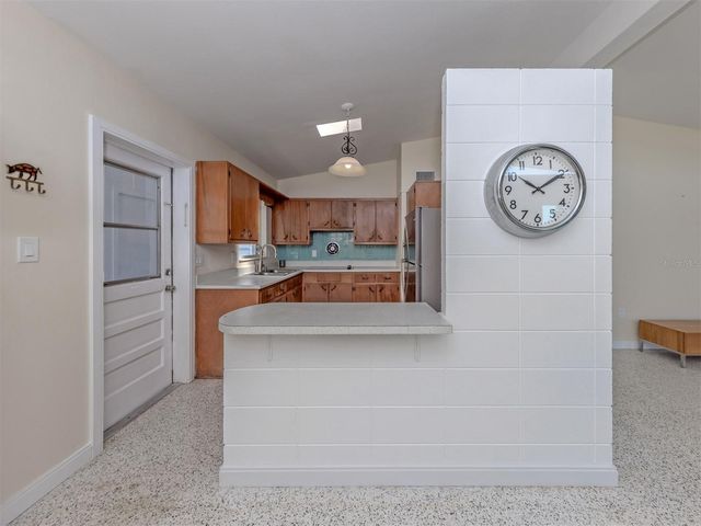 317 HILLVIEW ROAD, Venice, FL 34293