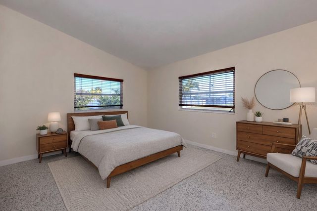 317 HILLVIEW ROAD, Venice, FL 34293