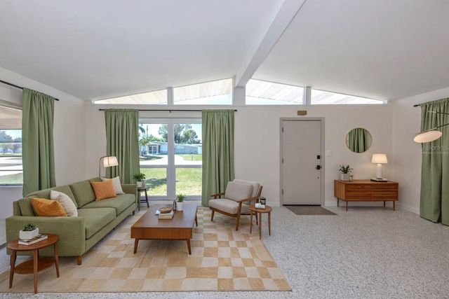 317 HILLVIEW ROAD, Venice, FL 34293