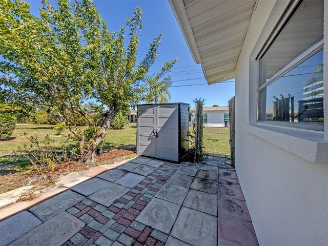 317 HILLVIEW ROAD, Venice, FL 34293