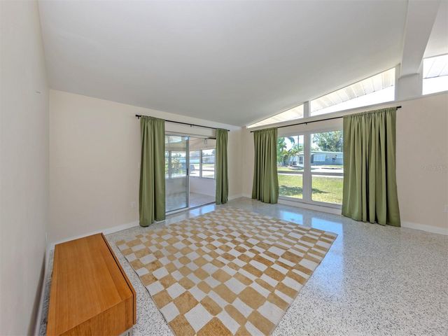 317 HILLVIEW ROAD, Venice, FL 34293