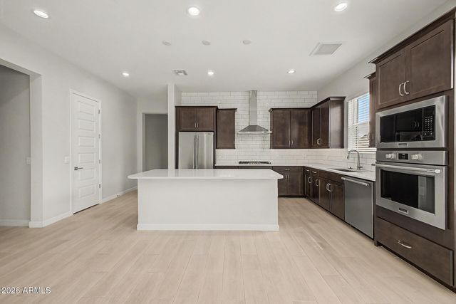 6010 E Quail Avenue, Phoenix, AZ 85054