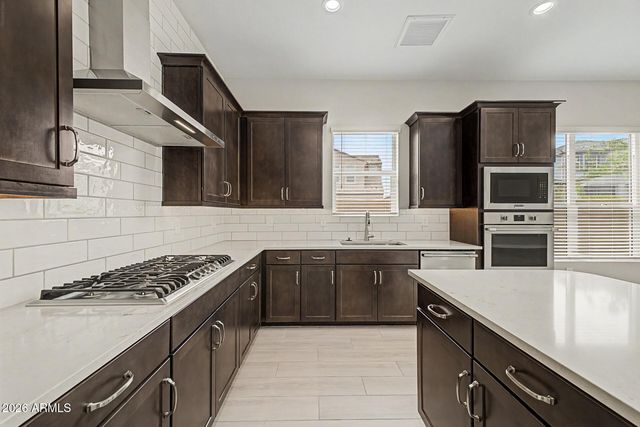 6010 E Quail Avenue, Phoenix, AZ 85054