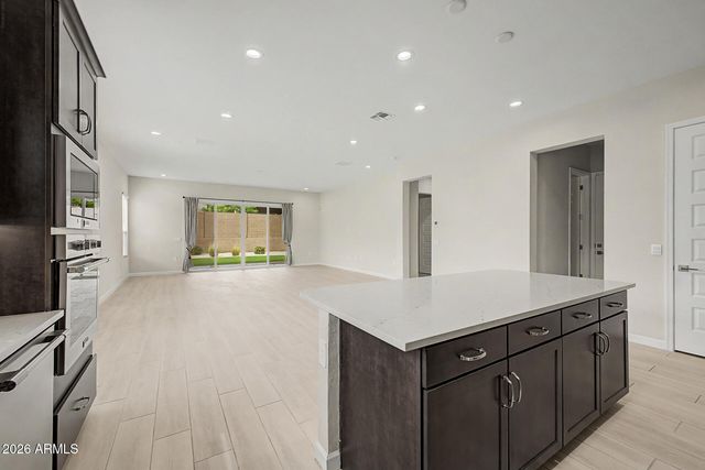 6010 E Quail Avenue, Phoenix, AZ 85054