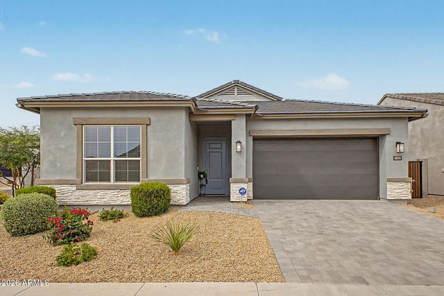 6010 E Quail Avenue, Phoenix, AZ 85054