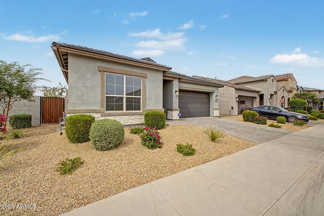 6010 E Quail Avenue, Phoenix, AZ 85054