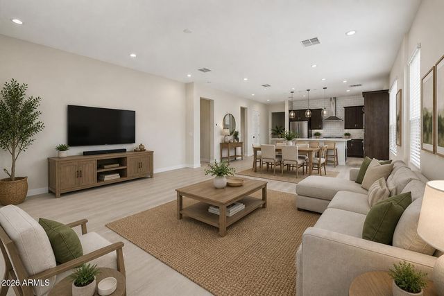 6010 E Quail Avenue, Phoenix, AZ 85054