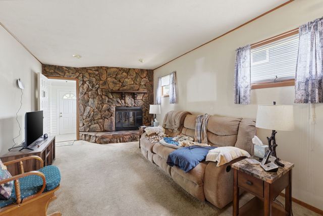 120 N Elmwood Avenue, Davenport, IA 52802