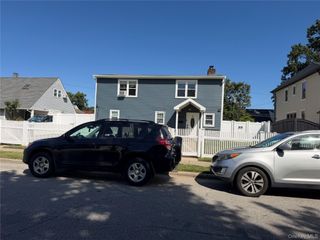 2475 Putnam Drive, East Meadow, NY 11554