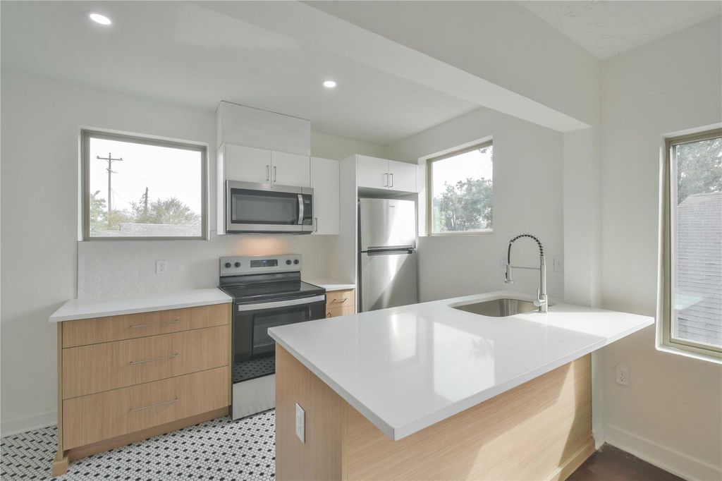 4203 Rusk Street 4, Houston, TX 77023