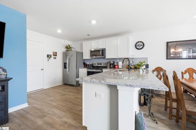 6075 Willutuck Drive, Boiling Springs, SC 29316