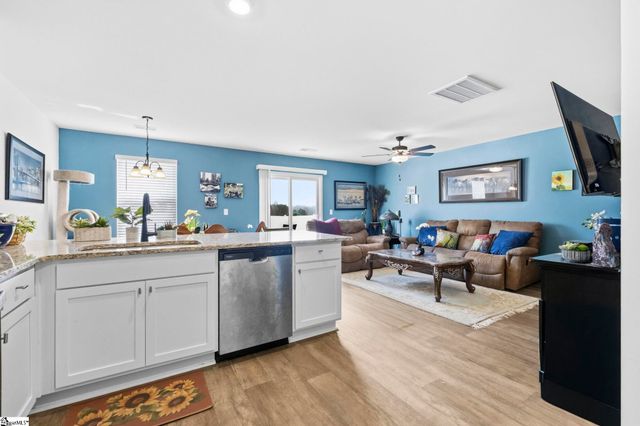 6075 Willutuck Drive, Boiling Springs, SC 29316