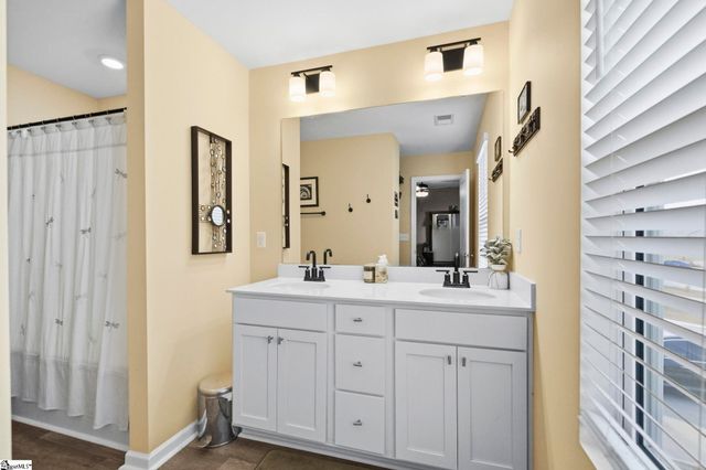 6075 Willutuck Drive, Boiling Springs, SC 29316