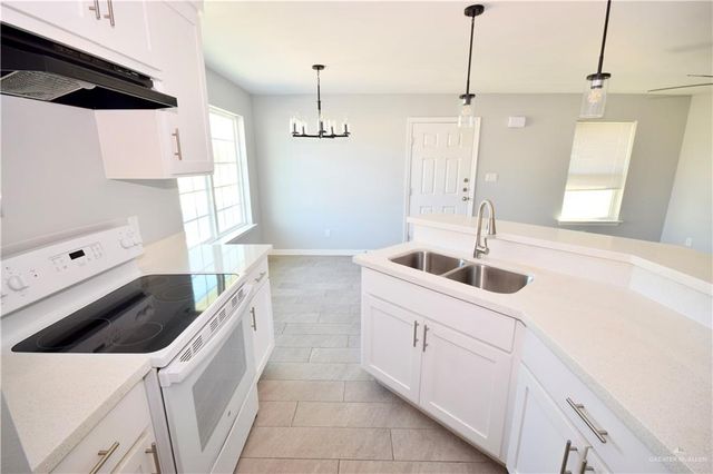 2211 Northridge Avenue, Harlingen, TX 78550