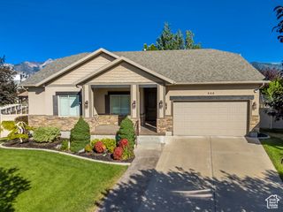 568 E ROSE BOWL CT, Sandy, UT 84070