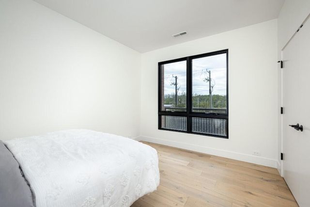 325 E Summit Street 101, Ann Arbor, MI 48104