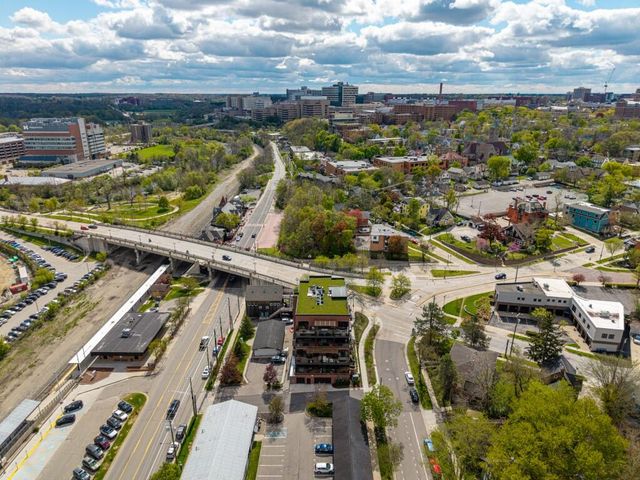 325 E Summit Street 101, Ann Arbor, MI 48104
