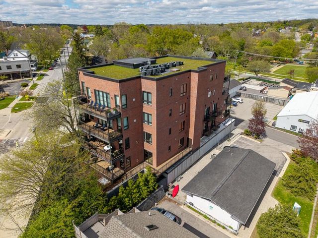 325 E Summit Street 101, Ann Arbor, MI 48104