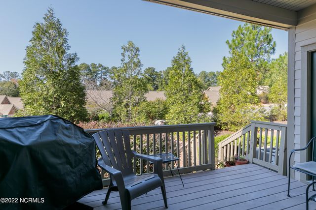 22 Elk Ridge Lane, Southern Pines, NC 28387