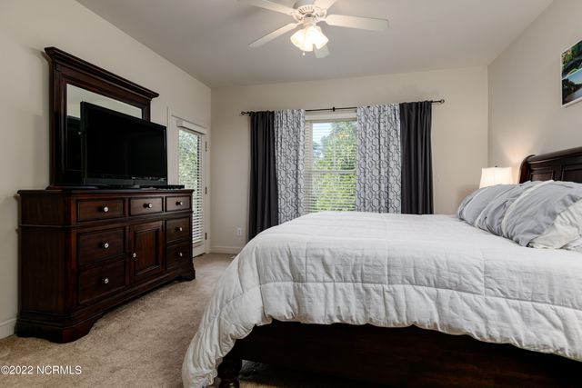 22 Elk Ridge Lane, Southern Pines, NC 28387