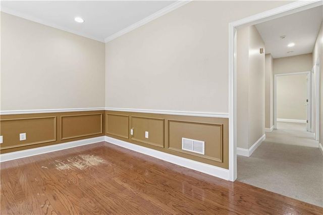 213 River Park North Drive, Woodstock, GA 30188