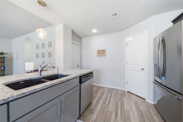 3212 Fredericksburg Street, Broken Arrow, OK 74011