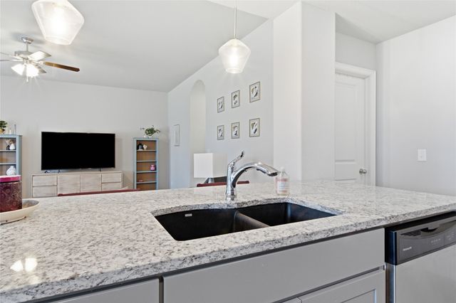 3212 Fredericksburg Street, Broken Arrow, OK 74011