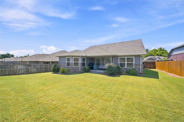 3212 Fredericksburg Street, Broken Arrow, OK 74011