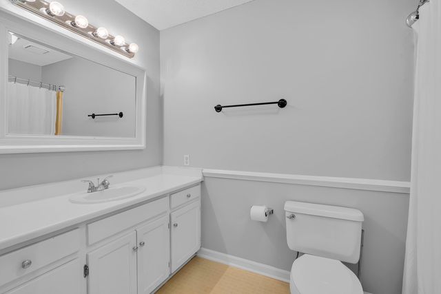 162 Woodcreek Drive, Spartanburg, SC 29303