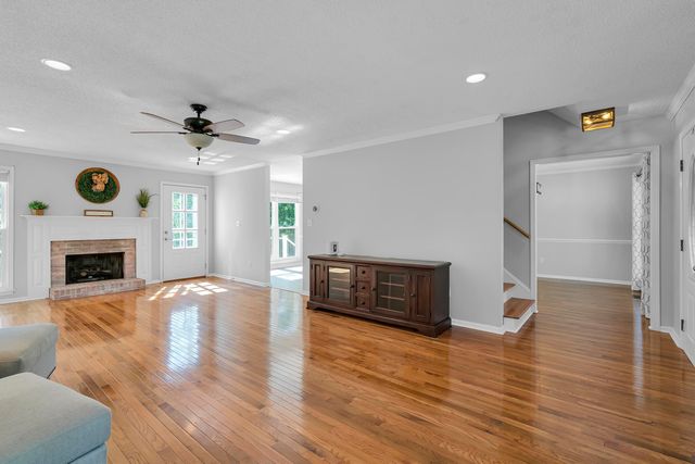 162 Woodcreek Drive, Spartanburg, SC 29303