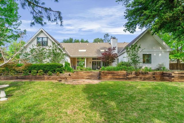 3511 Woodcrest Court, Colleyville, TX 76034