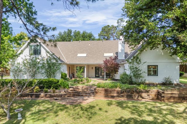 3511 Woodcrest Court, Colleyville, TX 76034