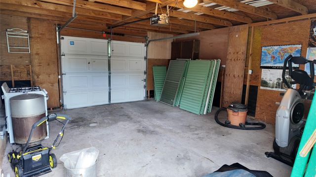 5507 Avenue P, Galveston, TX 77551