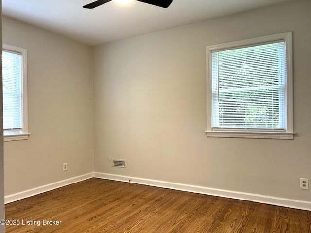 1614 Linda Way, Louisville, KY 40216