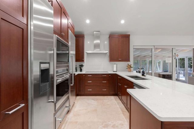 2528 NE 26TH Terrace, Fort Lauderdale, FL 33305