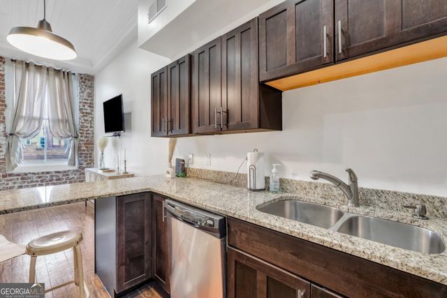 310 W Broughton Street 3006, Savannah, GA 31401