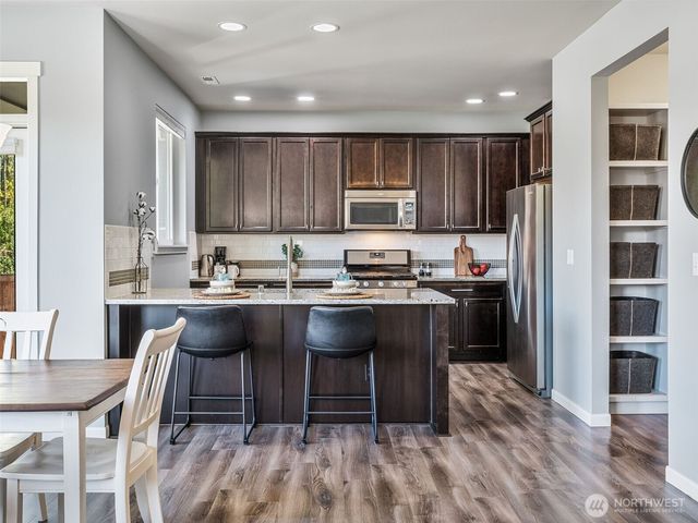 1942 Claret Loop NW, Poulsbo, WA 98370