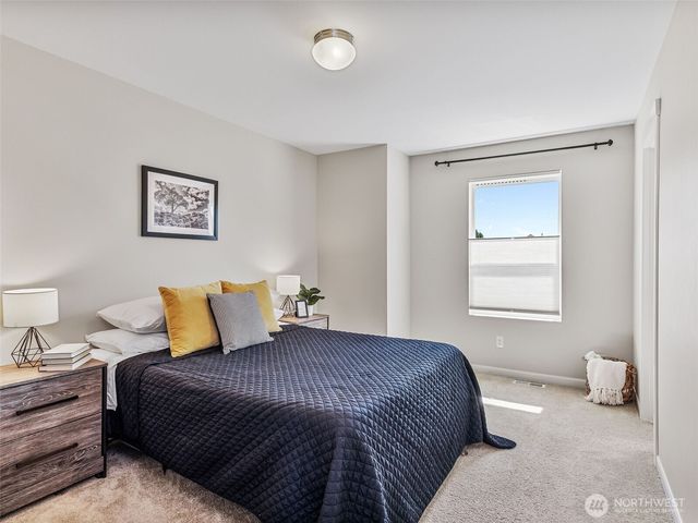 1942 Claret Loop NW, Poulsbo, WA 98370