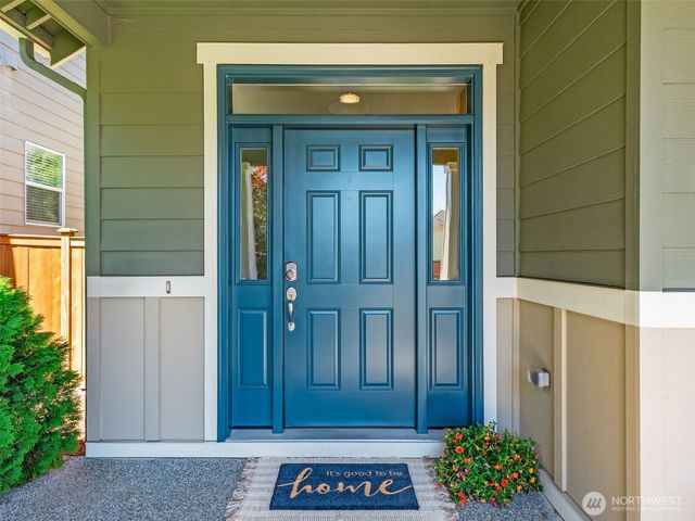 1942 Claret Loop NW, Poulsbo, WA 98370