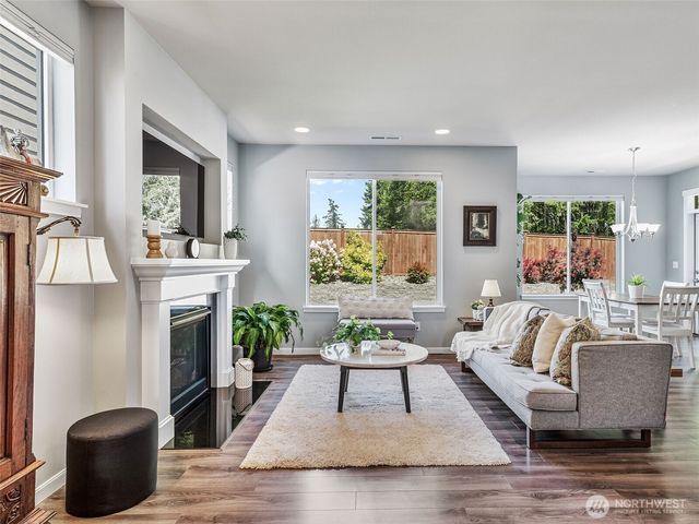 1942 Claret Loop NW, Poulsbo, WA 98370