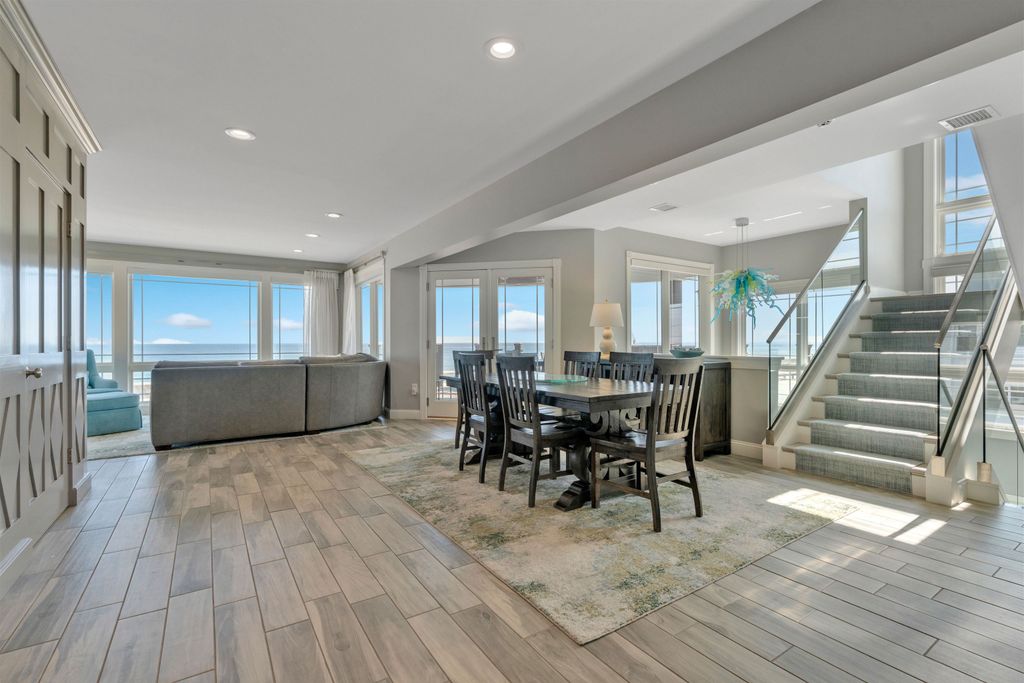 Image 13 of property listing at 741 Ocean Boulevard, Hampton, NH 03842