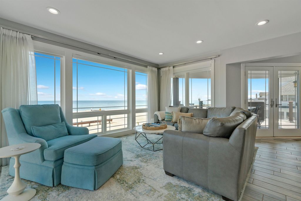 Image 26 of property listing at 741 Ocean Boulevard, Hampton, NH 03842