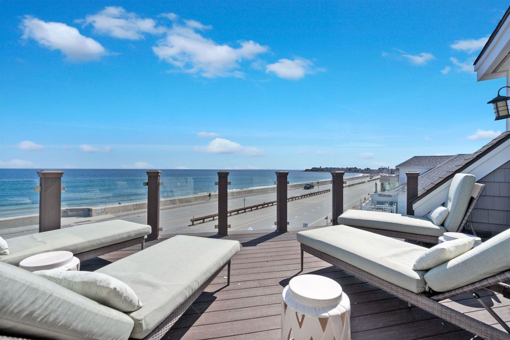 Image 29 of property listing at 741 Ocean Boulevard, Hampton, NH 03842