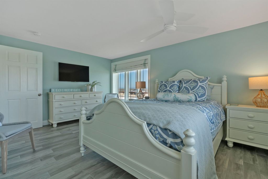 Image 40 of property listing at 741 Ocean Boulevard, Hampton, NH 03842