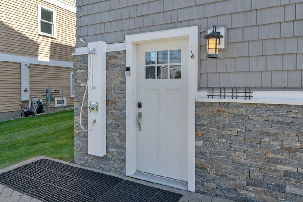 Image 47 of property listing at 741 Ocean Boulevard, Hampton, NH 03842