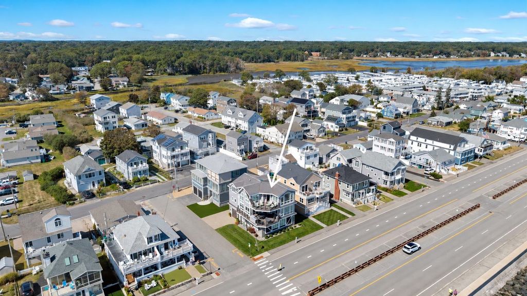 Image 51 of property listing at 741 Ocean Boulevard, Hampton, NH 03842