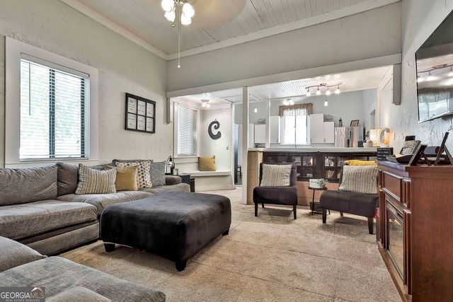215 Johnson Street, Hogansville, GA 30230