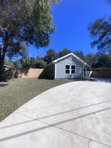 4404 Ellysee Way, Pensacola, FL 32505