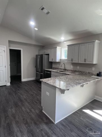 4404 Ellysee Way, Pensacola, FL 32505